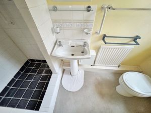 Photo 30- click for photo gallery